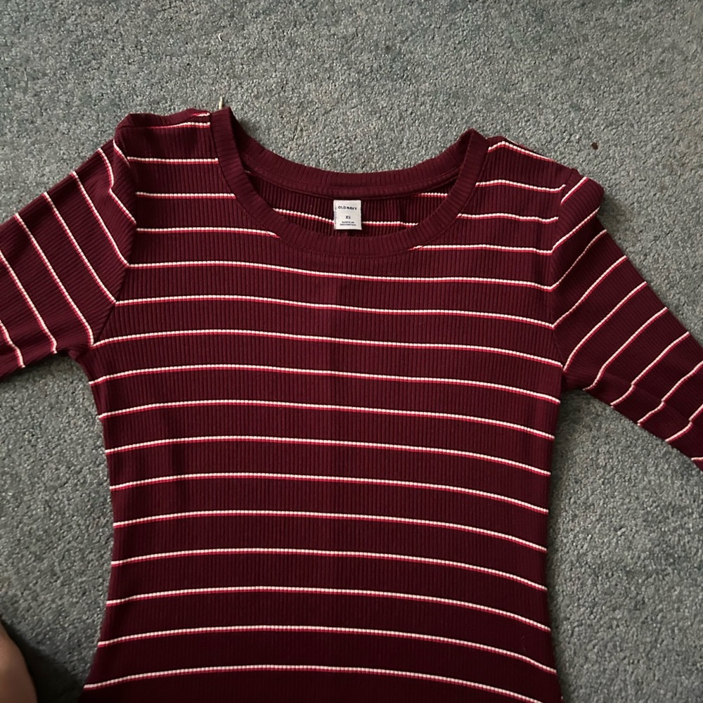 Woman’s old navy ribbed dress